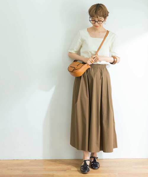 URBAN RESEARCH（アーバンリサーチ）の「コットンナイロンボリュームスカート2（スカート・レディース・ブラック/レッド/モカ・38/36）」の8枚目の写真