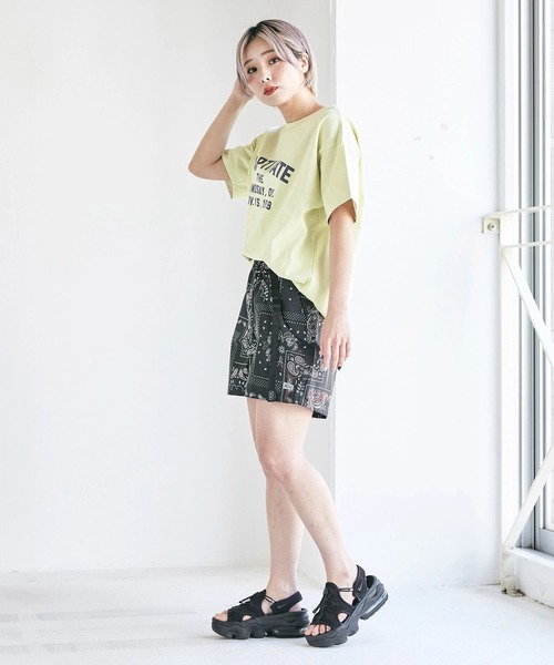 KiU（キウ）の「KiUキウ撥水加工ウォータープルーフハーフパンツ
