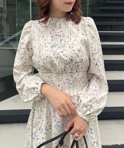 OLIVE des OLIVE(オリーブデオリーブ)の「バックリボンピンタック長袖ワンピース(ワンピース・レディース・ブラウン/カーキ/アイボリー・FREE)」の9枚目の写真