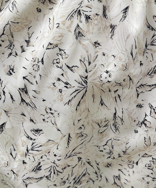 OLIVE des OLIVE(オリーブデオリーブ)の「バックリボンピンタック長袖ワンピース(ワンピース・レディース・ブラウン/カーキ/アイボリー・FREE)」の12枚目の写真