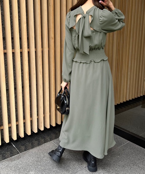 OLIVE des OLIVE(オリーブデオリーブ)の「バックリボンピンタック長袖ワンピース(ワンピース・レディース・ブラウン/カーキ/アイボリー・FREE)」の20枚目の写真