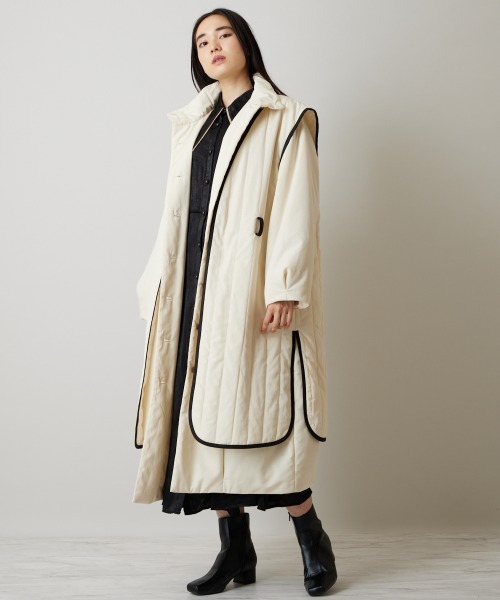 A de a.v.v（アードアー・ヴェ・ヴェ）の「［2WAY］キルティングジレセット中綿コート（ダウンジャケット/コート・レディース・アイボリー/ブラック・SMALL/MEDIUM）」の4枚目の写真