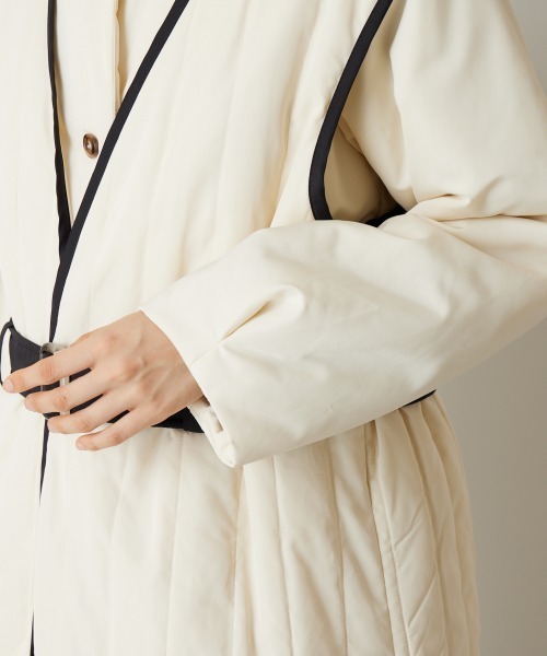 A de a.v.v（アードアー・ヴェ・ヴェ）の「［2WAY］キルティングジレセット中綿コート（ダウンジャケット/コート・レディース・アイボリー/ブラック・SMALL/MEDIUM）」の18枚目の写真