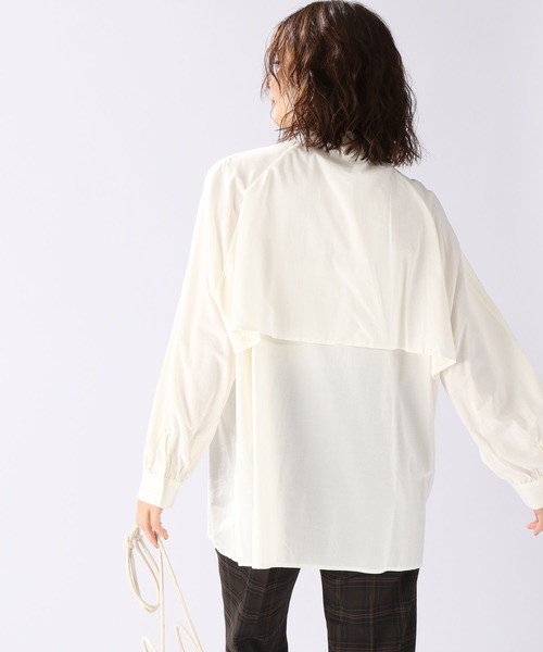 niko and...（ニコアンド）の「バックフリルBIGチュニックシャツ（シャツ/ブラウス・レディース・ピンク/グリーン/ライトブルー/オフホワイト・FREE）」の2枚目の写真