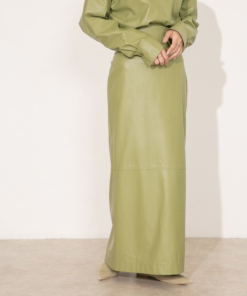 KBF（ケイビーエフ）の「フェイクレザーハイウエストタイトスカート（スカート・レディース・ブラウン/オリーブ/ブラック・ONE）」の10枚目の写真