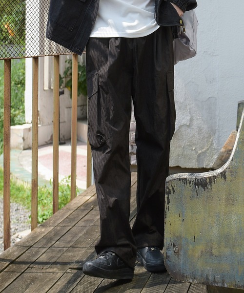 FOLLOWIN(フォロウィン)の「【UNISEX】ストリート3カラーバンディングストリングカーゴワイドパンツ(カーゴパンツ・メンズ・グレー/ネイビー/ブラック・FREE)」の12枚目の写真