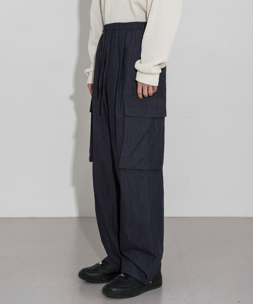 FOLLOWIN(フォロウィン)の「【UNISEX】ストリート3カラーバンディングストリングカーゴワイドパンツ(カーゴパンツ・メンズ・グレー/ネイビー/ブラック・FREE)」の4枚目の写真