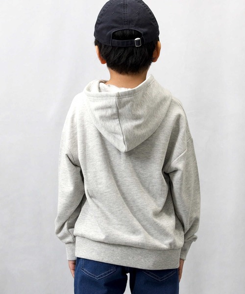 Right-on（ライトオン）の「【Refurbish】カレッジフードパーカー（パーカー・キッズ・イエロー/ブラック/グレー・105/120/130/140/150/160）」の18枚目の写真