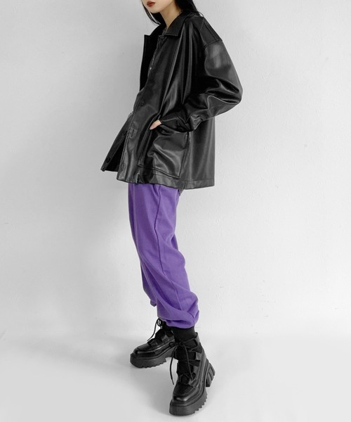 LVEU.(ラブユ.)の「Color sweat jogger pants / カラースウェットジョガーパンツ(スウェットパンツ・レディース・ブラック/ダークパープル・FREE)」の8枚目の写真