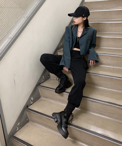 LVEU.(ラブユ.)の「Color sweat jogger pants / カラースウェットジョガーパンツ(スウェットパンツ・レディース・ブラック/ダークパープル・FREE)」の13枚目の写真