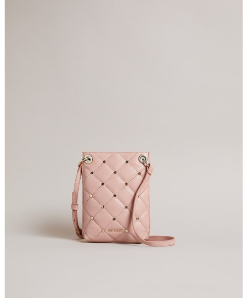 Ted Baker（テッドベーカー）の「PARTONN キルテッド マグノリア スタッズ ポーチ（ポーチ・レディース・ピンク系その他/ブラック・O/S）」の2枚目の写真