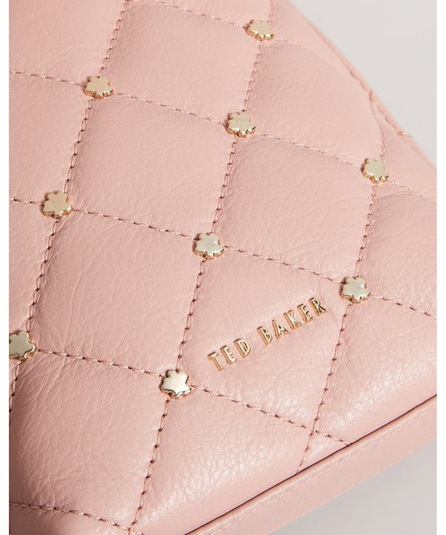 Ted Baker（テッドベーカー）の「PARTONN キルテッド マグノリア スタッズ ポーチ（ポーチ・レディース・ピンク系その他/ブラック・O/S）」の8枚目の写真