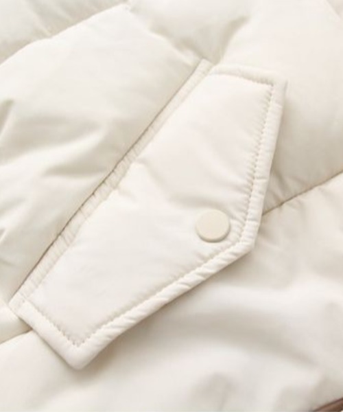 DIAVEL（ディアベル）の「フロントライン中綿ベスト（ダウンベスト・レディース・ホワイト/ブラック/ベージュ・M）」の10枚目の写真