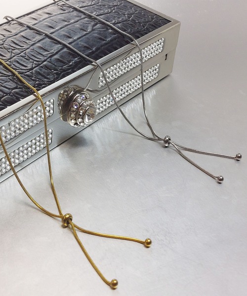 thank U more（サンキューモア）の「金属アレルギー対応 【サージカルステンレス】スネークチェーン ラリエット ネックレス（ネックレス・レディース・シルバー/ゴールド・FREE）」の5枚目の写真