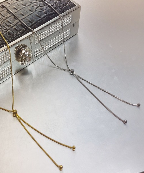 thank U more（サンキューモア）の「金属アレルギー対応 【サージカルステンレス】スネークチェーン ラリエット ネックレス（ネックレス・レディース・シルバー/ゴールド・FREE）」の6枚目の写真