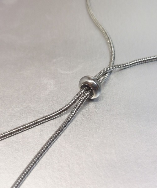 thank U more（サンキューモア）の「金属アレルギー対応 【サージカルステンレス】スネークチェーン ラリエット ネックレス（ネックレス・レディース・シルバー/ゴールド・FREE）」の11枚目の写真