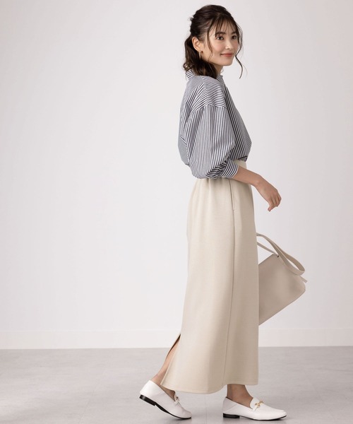 BELLUNA PLUS（ベルーナ）の「ストレッチ素材ペンシルデザインスカート（スカート・レディース・アイボリー/ロイヤルブルー/テラコッタ/ブラック/イエロー/ベージュ系・LARGE/X-LARGE/MEDIUM/SMALL）」の21枚目の写真