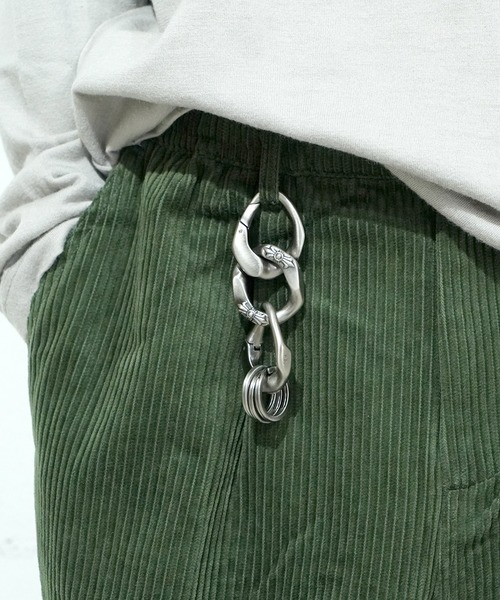 REVI CAST MADE(レヴィキャストメイド)の「REVI CAST MADE レビキャストメイド CONNECTING KEY RING キーリング(キーホルダー・メンズ・シルバー/ブラック・FREE)」の10枚目の写真