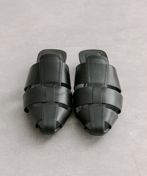 mystic(ミスティック)の「グルカサンダル(サンダル・レディース・ブラック/アイボリー・36/37/38)」の5枚目の写真