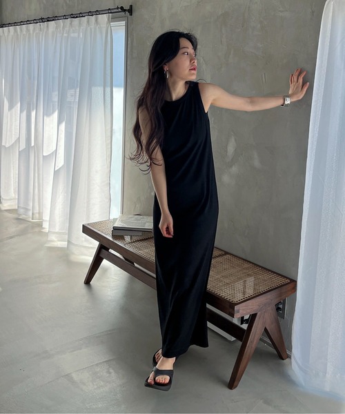 feepur(フェピュール)の「【TALL/2Tサイズあり】アメスリリブロングワンピース(ワンピース・レディース・オートミール/ブラック/オリーブ/チャコールグレー・MEDIUM/TALL/2T/SMALL)」の11枚目の写真