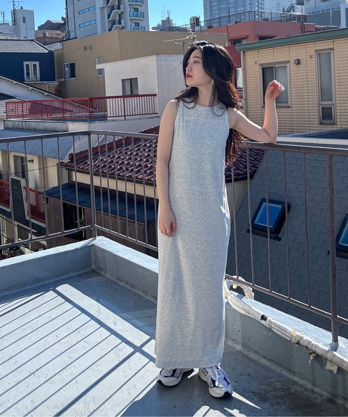 feepur(フェピュール)の「【TALL/2Tサイズあり】アメスリリブロングワンピース(ワンピース・レディース・オートミール/ブラック/オリーブ/チャコールグレー・MEDIUM/TALL/2T/SMALL)」の16枚目の写真