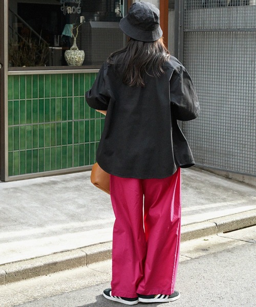 Dickies（ディッキーズ）の「Dickies/ディッキーズ コットンダンプイージーワイドパンツ（その他パンツ・レディース・ピンク/ライム/グリーン/ネイビー/カーキ・M/L）」の13枚目の写真