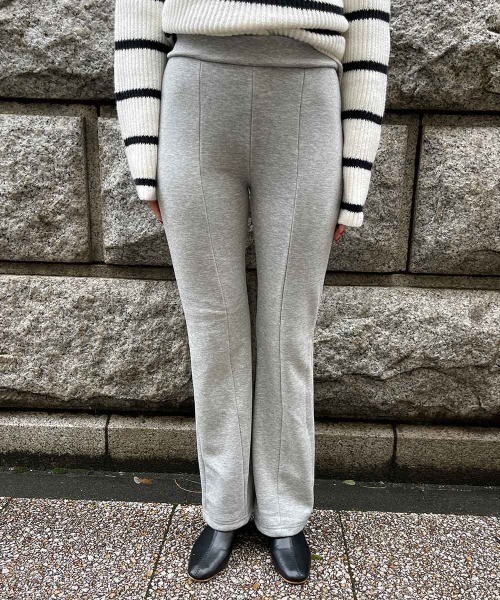 esutoreja(エストレジャ)の「ブラッシュトライニングフレアパンツ(その他パンツ・レディース・ブラック/グレー/チャコール・FREE)」の13枚目の写真