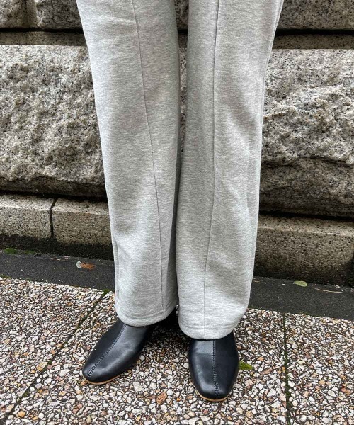 esutoreja(エストレジャ)の「ブラッシュトライニングフレアパンツ(その他パンツ・レディース・ブラック/グレー/チャコール・FREE)」の12枚目の写真