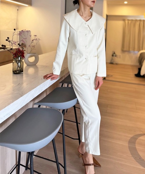 Jewelobe(ジュエローブ)の「ピューリタンカラージャケット×ストレートパンツセットアップ(セットアップ・レディース・アイボリー/ブラック/ブラウン・L/M)」の19枚目の写真