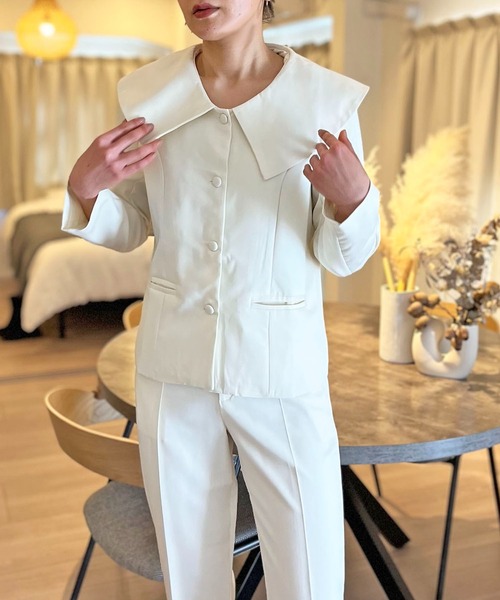 Jewelobe(ジュエローブ)の「ピューリタンカラージャケット×ストレートパンツセットアップ(セットアップ・レディース・アイボリー/ブラック/ブラウン・L/M)」の8枚目の写真