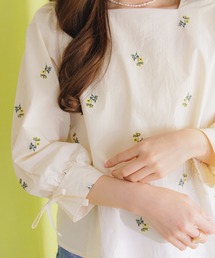 flower | フローラルエンブロイダリーブラウス(シャツ/ブラウス)