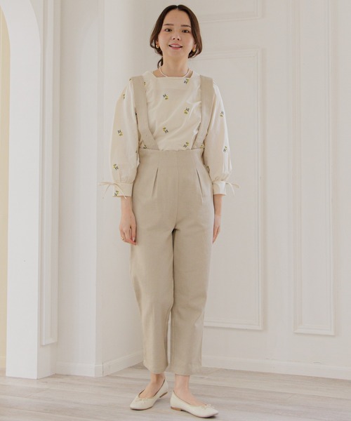 flower(フラワー)の「フローラルエンブロイダリーブラウス(シャツ/ブラウス・レディース・アイボリー/ブルー・FREE)」の18枚目の写真