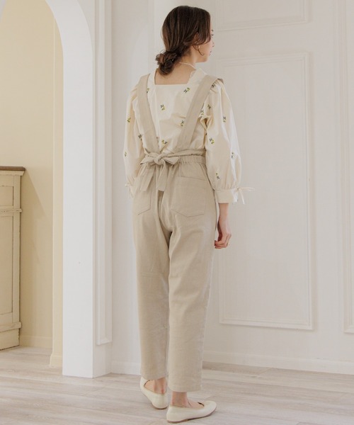 flower(フラワー)の「フローラルエンブロイダリーブラウス(シャツ/ブラウス・レディース・アイボリー/ブルー・FREE)」の20枚目の写真