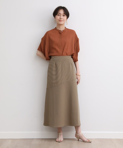 INED CLARO(イネドクラロ)の「バンドカラードルマンブラウス(シャツ/ブラウス・レディース・オフホワイト/ブラウン/ベージュ・フリー)」の10枚目の写真