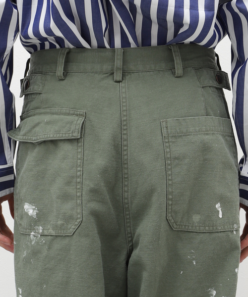 marka(マーカ)の「【MARKA / マーカ】 BAKER PANTS PAINTED M23A-08 PT11C(カーゴパンツ・メンズ・ホワイト/カーキ・2)」の10枚目の写真