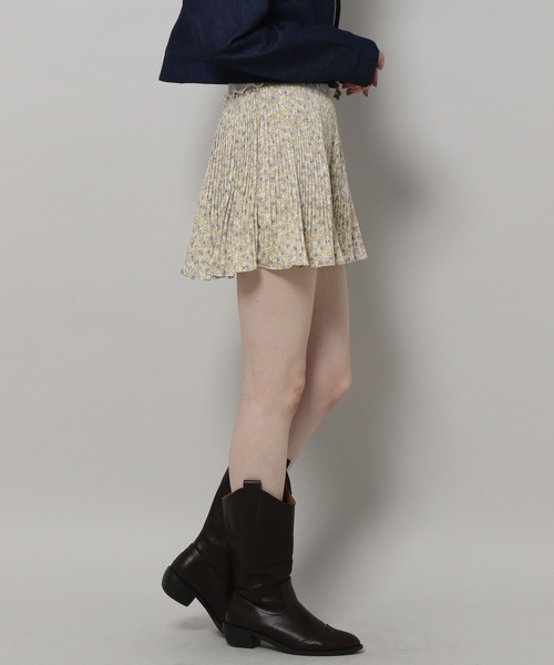 3.3 Field Trip （3.3フィールドトリップ）の「3.3 Field Trip／フラワープリーツスカート 2198732（スカート・レディース・ピンク/イエロー・FREE）」の12枚目の写真