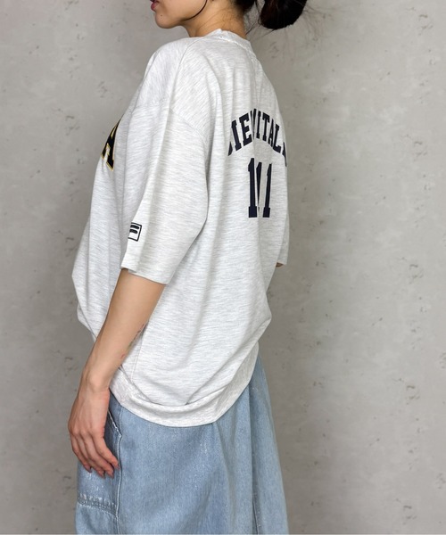 FILA(フィラ)の「FILA /フィラ ミニ裏毛カレッジロゴ入り半トレ(スウェット・メンズ・ブラック/ネイビー/アッシュグレー・LARGE/MEDIUM)」の16枚目の写真