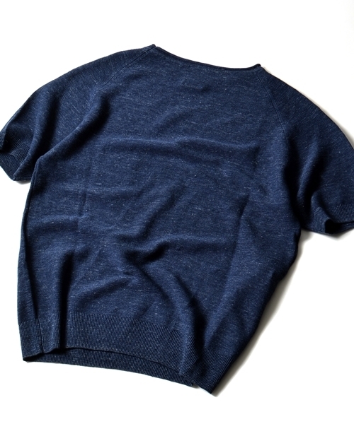 SHIPS（シップス）の「SC: 9ゲージ フランダースリネン ロールネック ニット Tシャツ■（Tシャツ/カットソー・メンズ・ホワイト/ネイビー・X-LARGE/MEDIUM/SMALL/LARGE）」の4枚目の写真