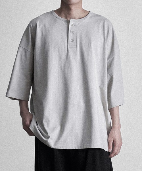 RUUBON(ルーボン)の「【RUUBON】relax henry neck Tee / リラックス ヘンリーネック Tシャツ(Tシャツ/カットソー・メンズ・ブラック/ライトグレー・S/M/L)」の14枚目の写真