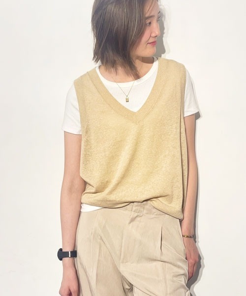 GAP(ギャップ)の「リネン混セーターベスト(ベスト・レディース・ブラック/ベージュ/ホワイト×ネイビー・M/XL/S/XS/L/XXS)」の3枚目の写真