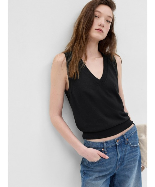 GAP(ギャップ)の「リネン混セーターベスト(ベスト・レディース・ブラック/ベージュ/ホワイト×ネイビー・M/XL/S/XS/L/XXS)」の5枚目の写真