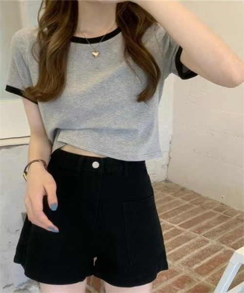 Dream garden(ドリームガーデン)の「配色ライン半袖Tシャツ(Tシャツ/カットソー・レディース・ホワイト/ブラック/ピンク/杢グレー/オフホワイト/ブルー・M/L/XL/XXL)」の12枚目の写真