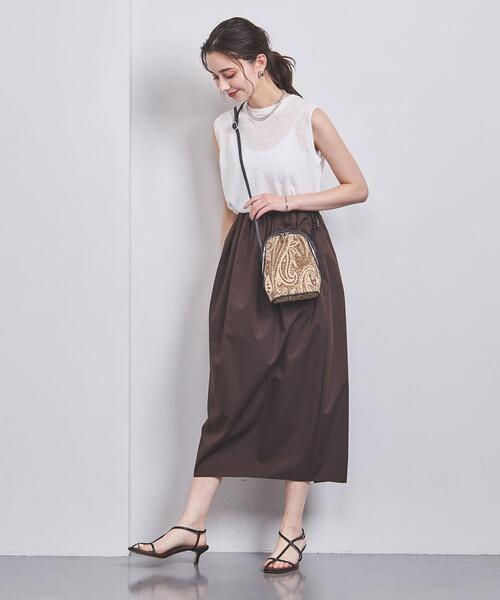 シアークルーネックノースリーブニット