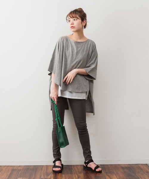 atONE（アットワン）の「atONE 異素材重ね着風プルオーバー（Tシャツ/カットソー・レディース・ブラック/カーキ/ライトブラウン/杢グレー・M-L/4L～5L/LL～3L）」の3枚目の写真