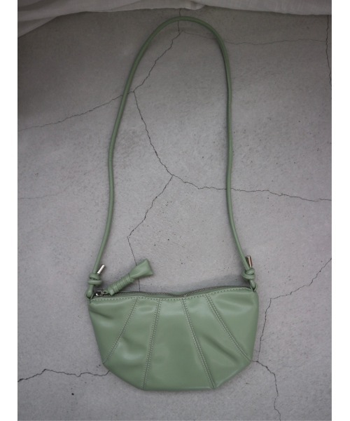 TRUNC（トランクエイティーエイト）の「Stitch Design Shoulder Bag（ショルダーバッグ・レディース・ブラック/グリーン・FREE）」の5枚目の写真