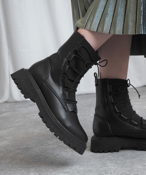 alala(アララ)の「フロントゴアレースアップ(ブーツ・レディース・カーキ/ブラック・L/LL/S/M)」の13枚目の写真