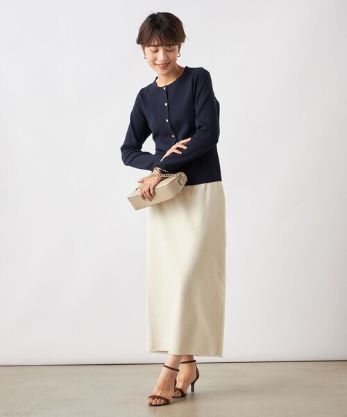 NOLLEY’S(ノーリーズ)の「《手洗い可能》総針ストレッチクルーネックカーディガン(カーディガン/ボレロ・レディース・ブラック/ネイビー/オフホワイト・38)」の5枚目の写真
