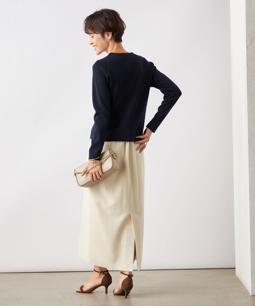 NOLLEY’S(ノーリーズ)の「《手洗い可能》総針ストレッチクルーネックカーディガン(カーディガン/ボレロ・レディース・ブラック/ネイビー/オフホワイト・38)」の7枚目の写真
