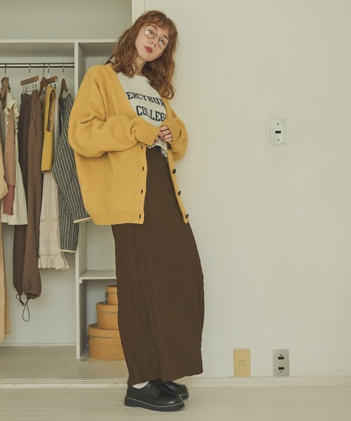 Crisp（クリスプ）の「ランダムシャーリングストレートスカート（スカート・レディース・ブラウン/レッド/オリーブ・FREE）」の4枚目の写真