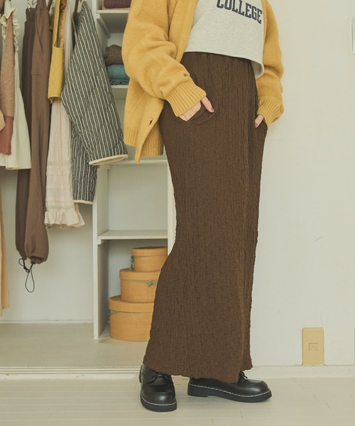 Crisp（クリスプ）の「ランダムシャーリングストレートスカート（スカート・レディース・ブラウン/レッド/オリーブ・FREE）」の9枚目の写真